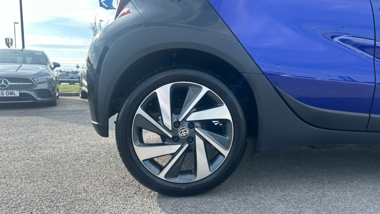 Toyota Aygo X 1.0 VVT-i Edge 5dr Petrol Hatchback